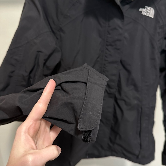 The North Face Women’s Black Rain Utility Zip Up Jacket with hoodie size XS - Picture 4 of 7